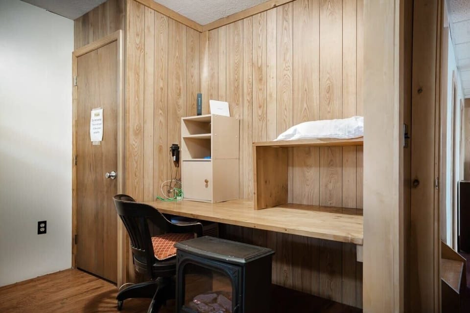 Need to do a little work while you play, no problem we've got the perfect space for that.
