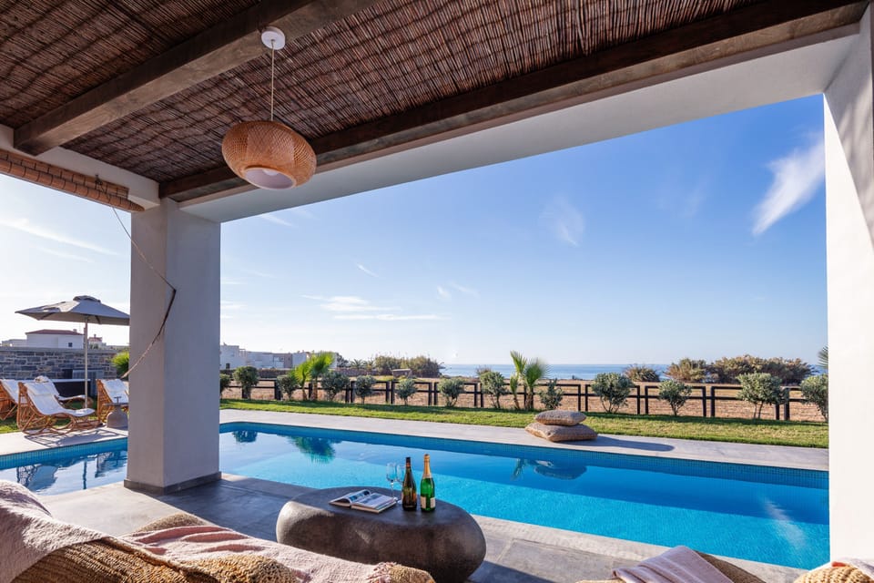 Feyre Boutique Mansion is an amazing property, walking distance to the beach!