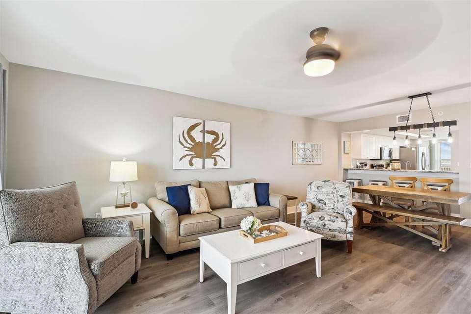Condo, 2 Bedrooms | Interior