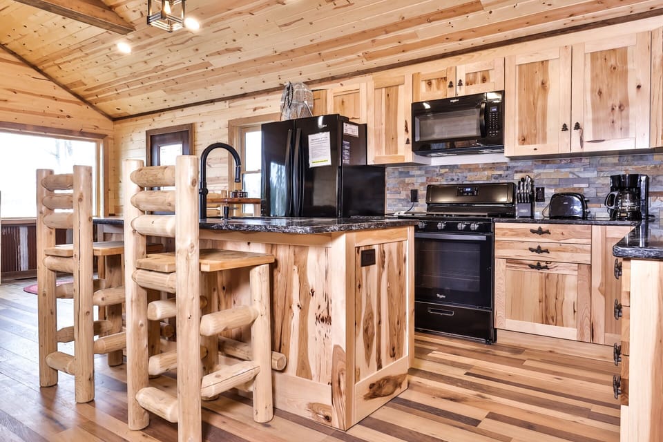 Spacious Kitchen to entertain family and friends