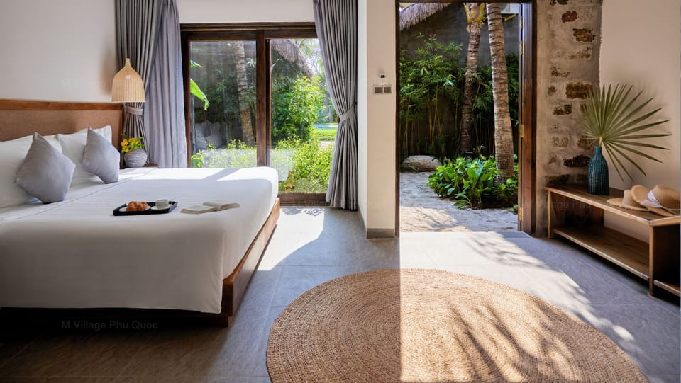 Garden Double House | Pillowtop beds, minibar, in-room safe, desk