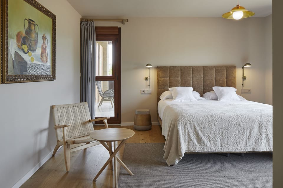 Superior Room | Down comforters, minibar, in-room safe, individually decorated