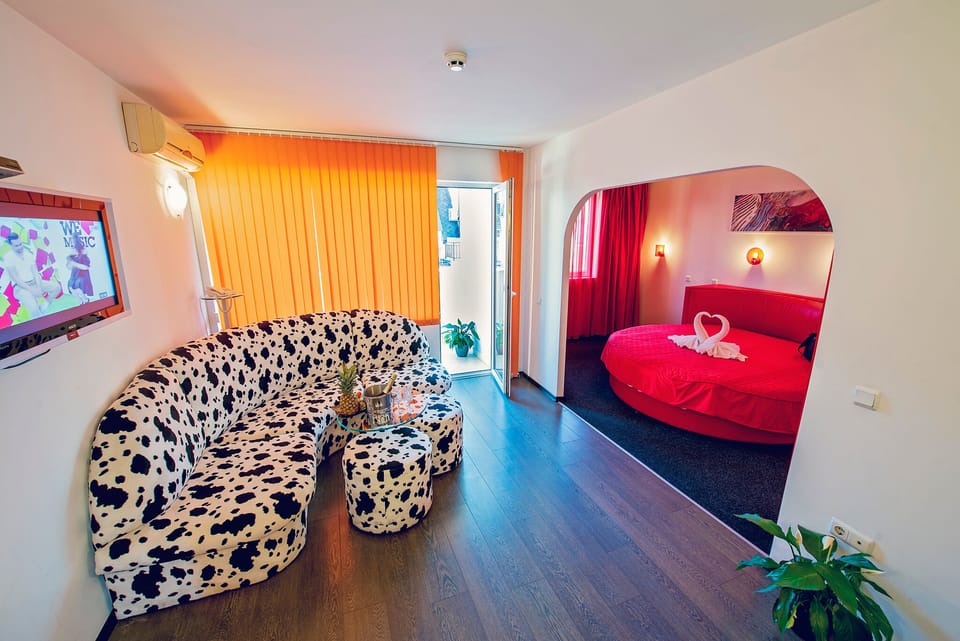 Superior Studio, Balcony | Living area | Flat-screen TV