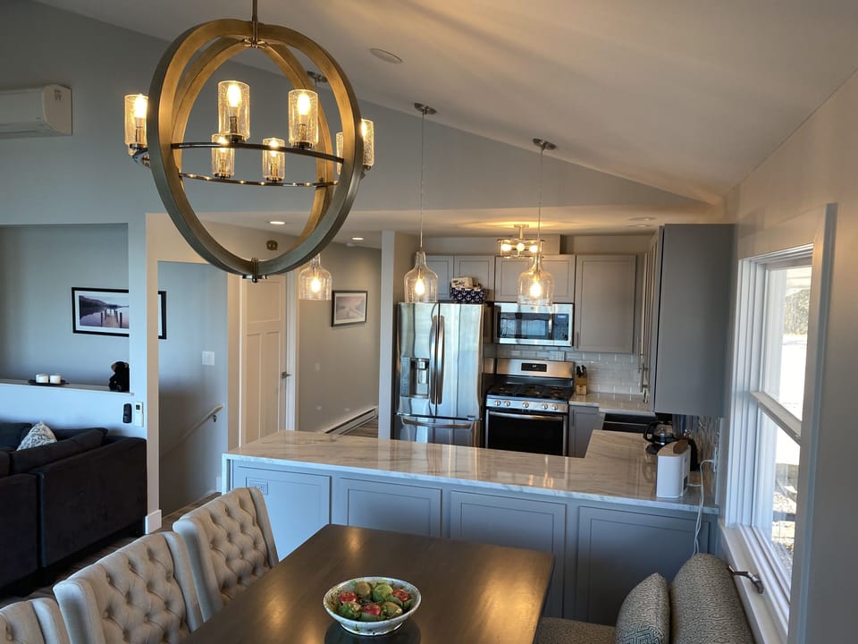 Dining/Kitchen
