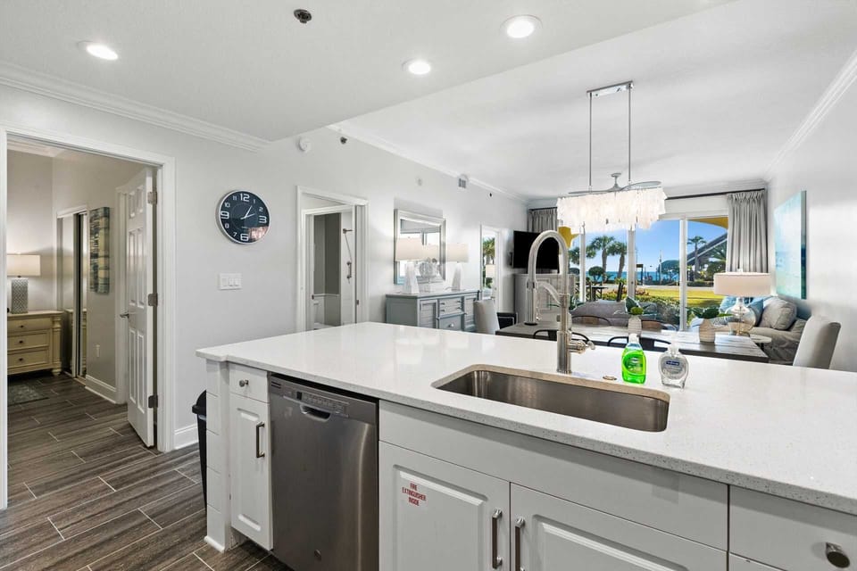 Cook, Dine, Relax - Whether it's coffee at sunrise or cocktails after sunset, this space works for every moment.