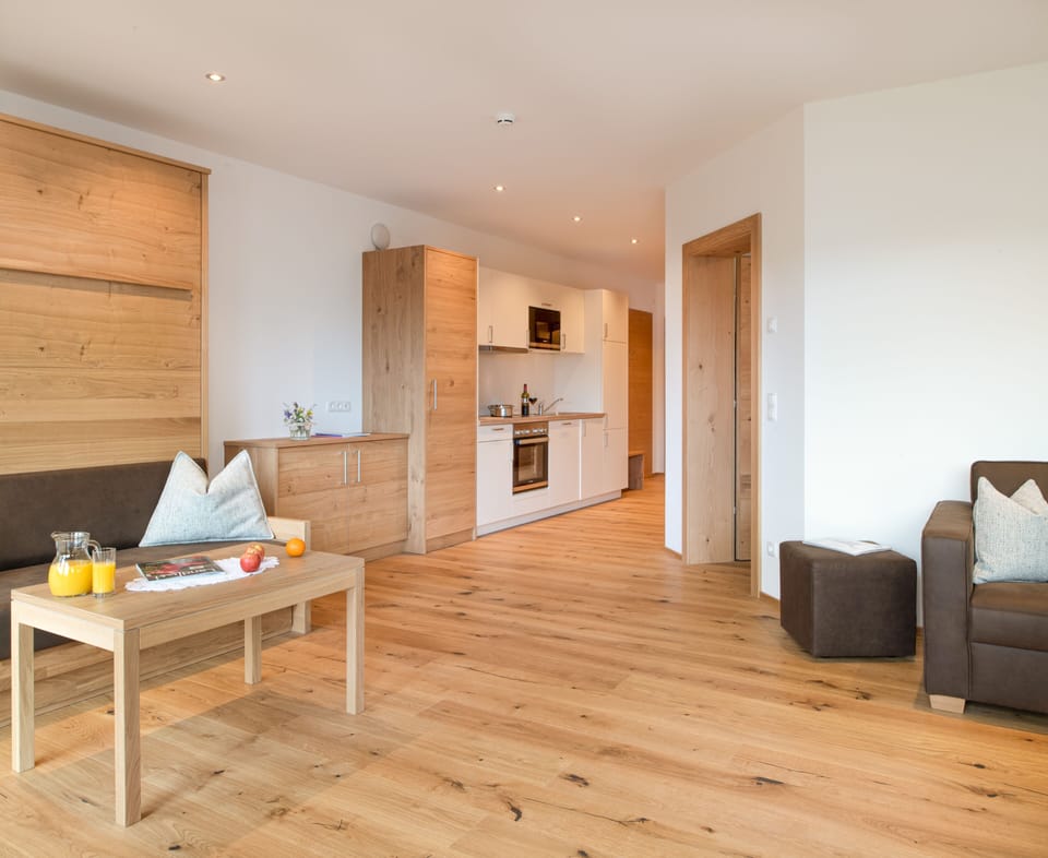 Apartment, 2 Bedrooms, Sauna (Bergnelke) | Living area | Flat-screen TV, table tennis