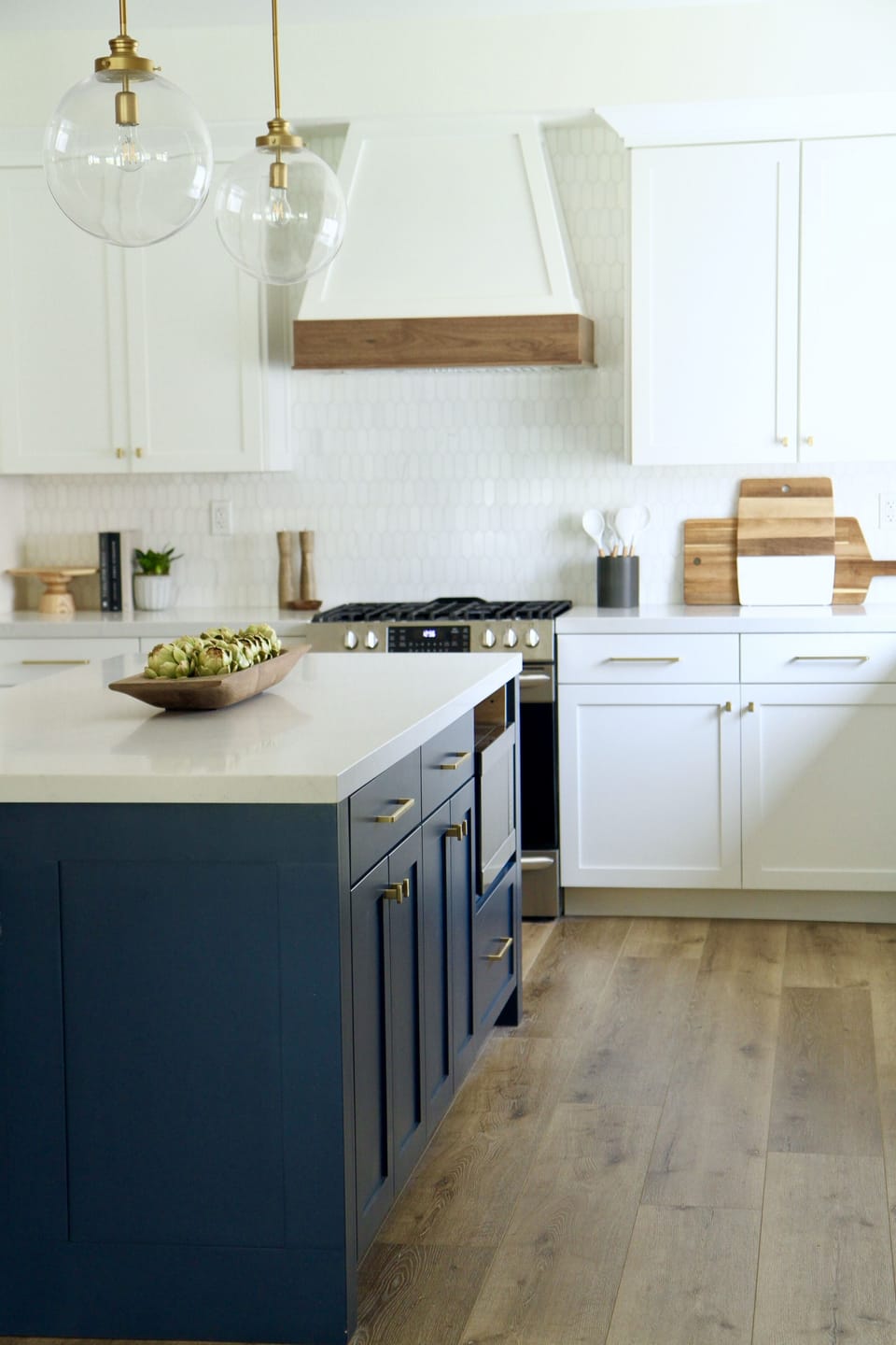 Chef's Kitchen with stainless steel appliances
