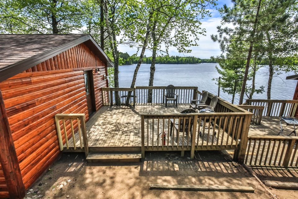 Sip on some refreshing cocktails while over looking the lake