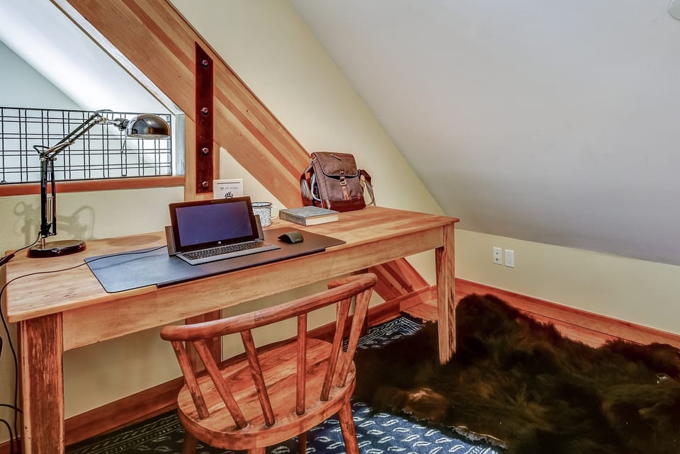 Dedicated office area with complimentary WiFi
