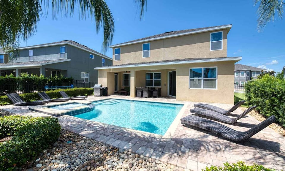 [amenities:private-pool:3] Private Pool