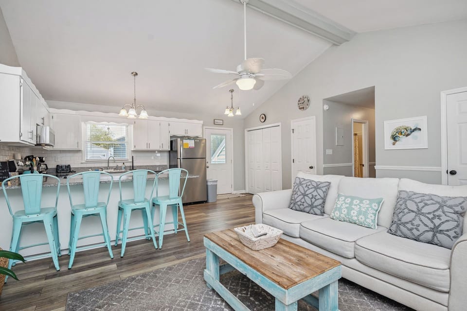 Living Area - Southeast
