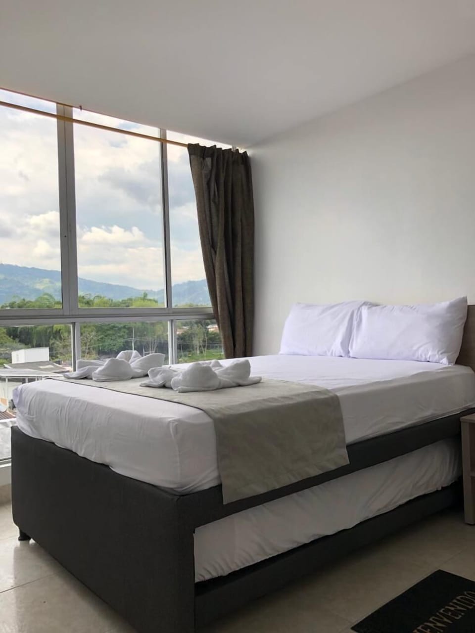 Double Room | Free WiFi, bed sheets