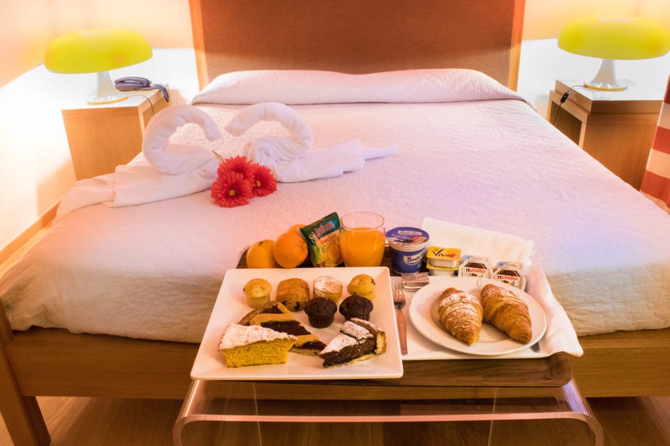 In-room safe, free WiFi, bed sheets, wheelchair access