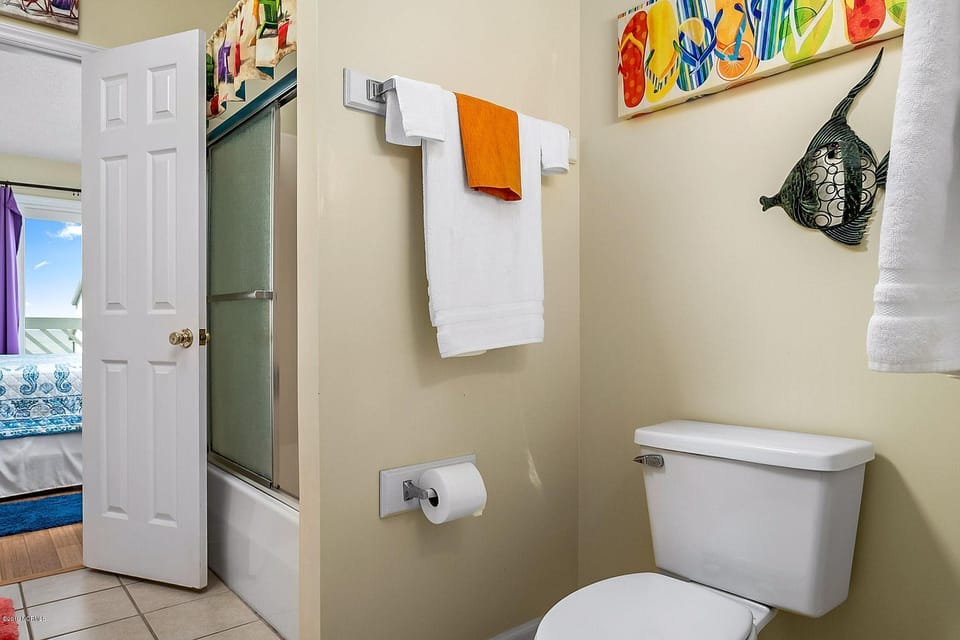 Jack and Jill bathroom shared between bedrooms 3 and 4