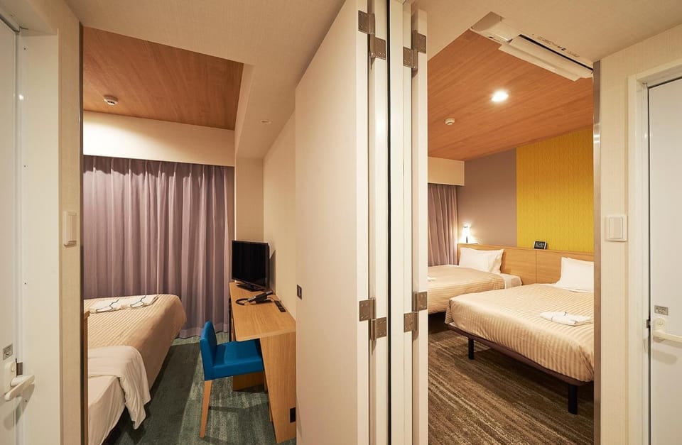 Desk, blackout drapes, free WiFi, bed sheets