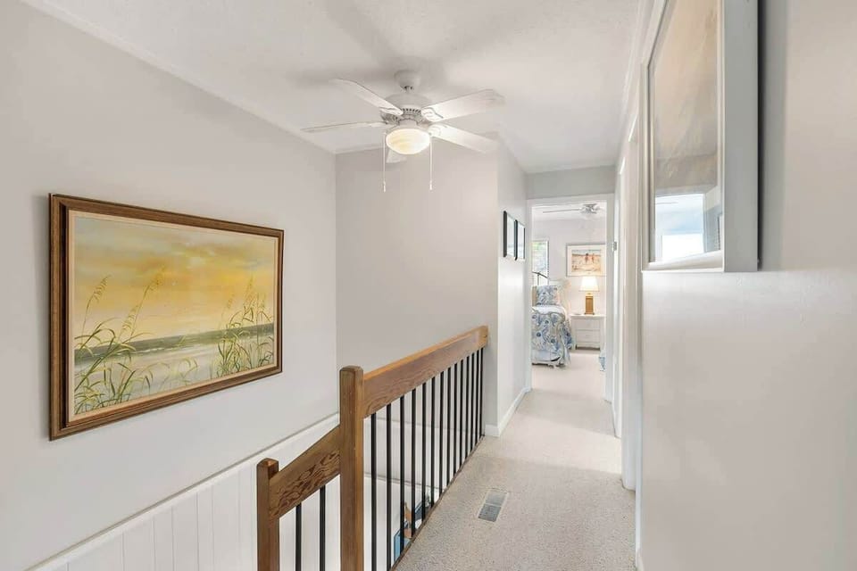 2nd Floor Hall