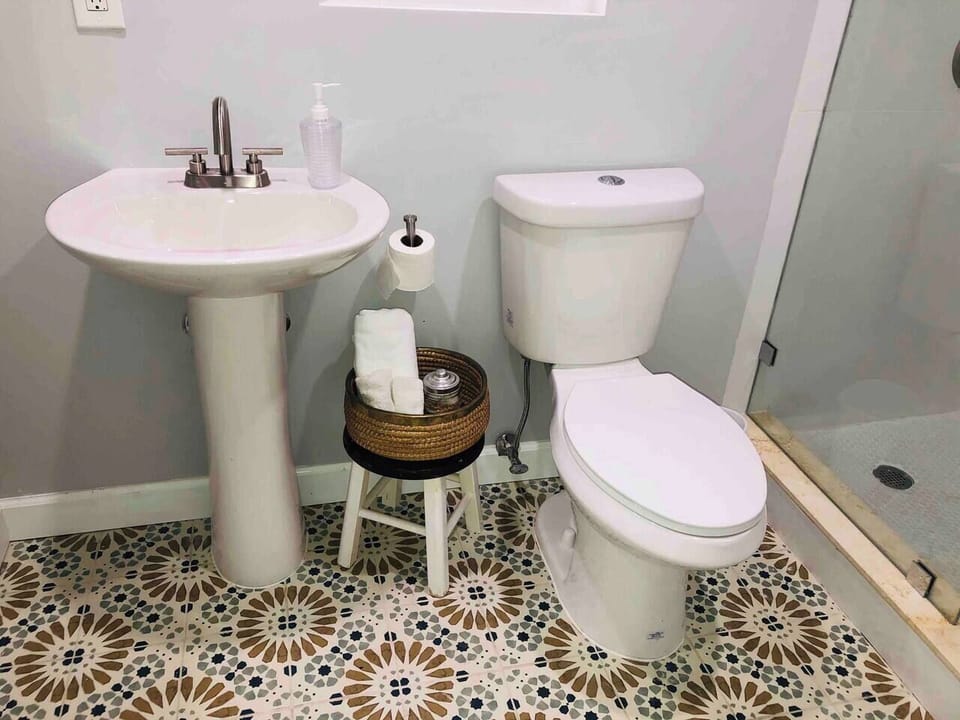 Comfortable Bathroom with all the supplies ready and waiting for you