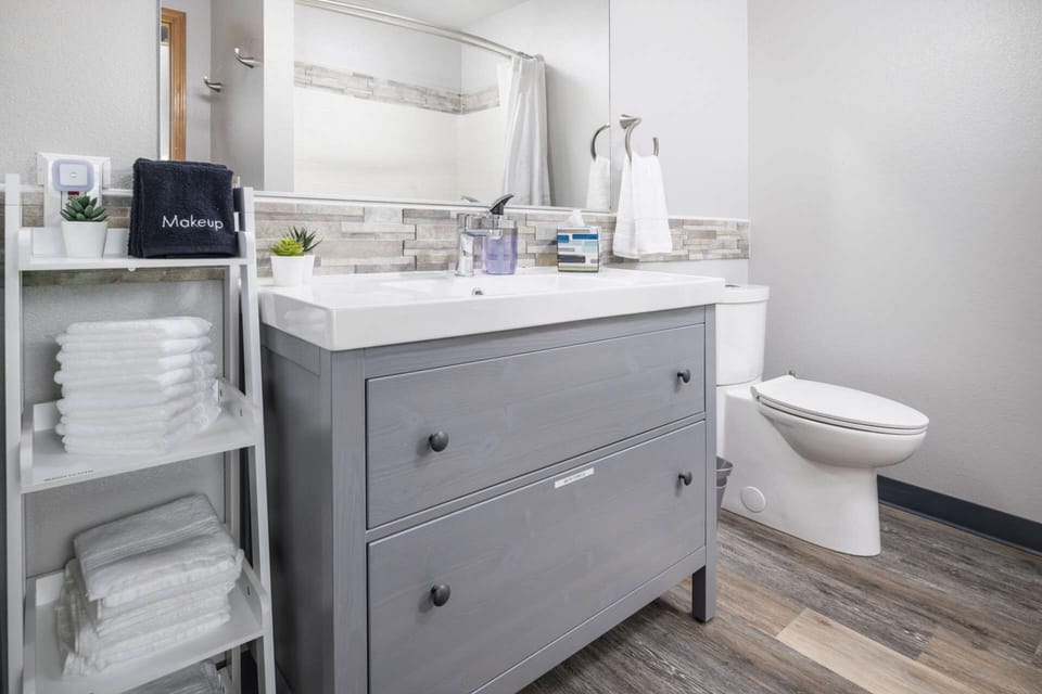 Extremely clean and beautiful place to stay!  -Kimberly