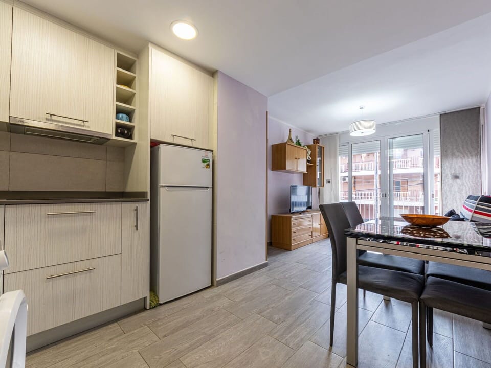 Cabinetry, Property, Furniture, Wood, Kitchen, Interior Design, Flooring, Floor, Door
