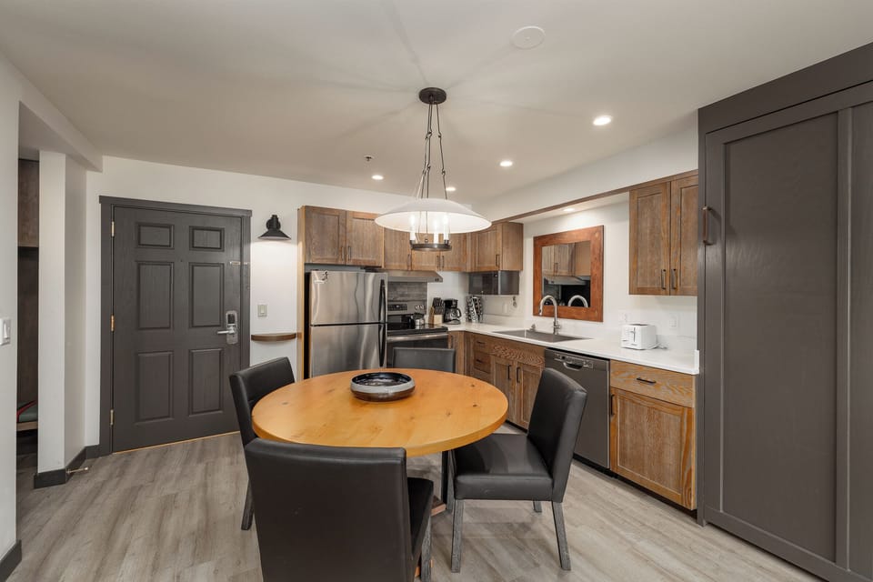Dining with seating for four | Main level