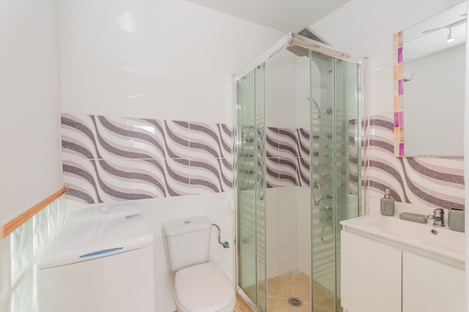 Enjoy the bathroom in this apartment in Rincón de la Victoria