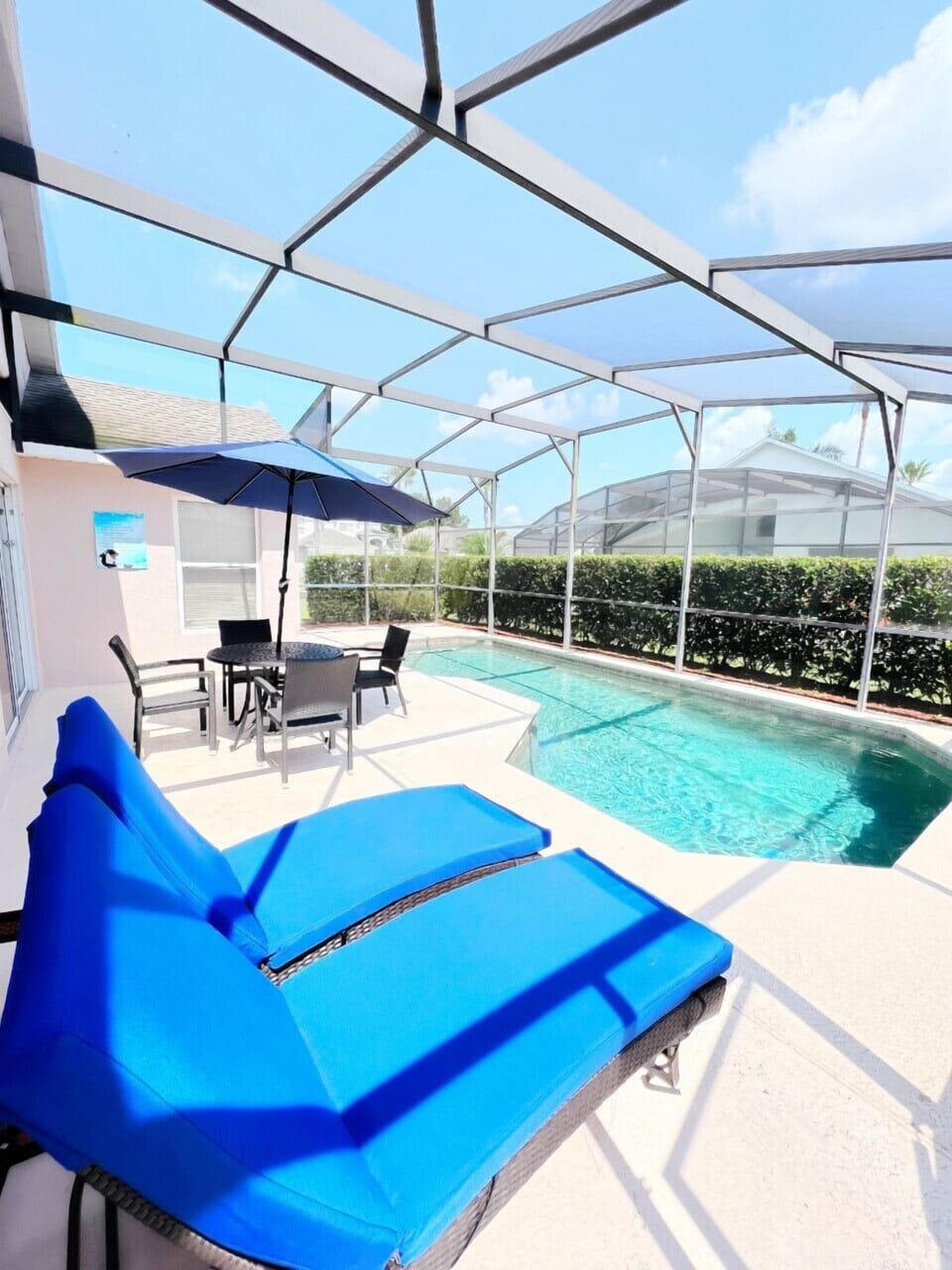 Pool Area (3)