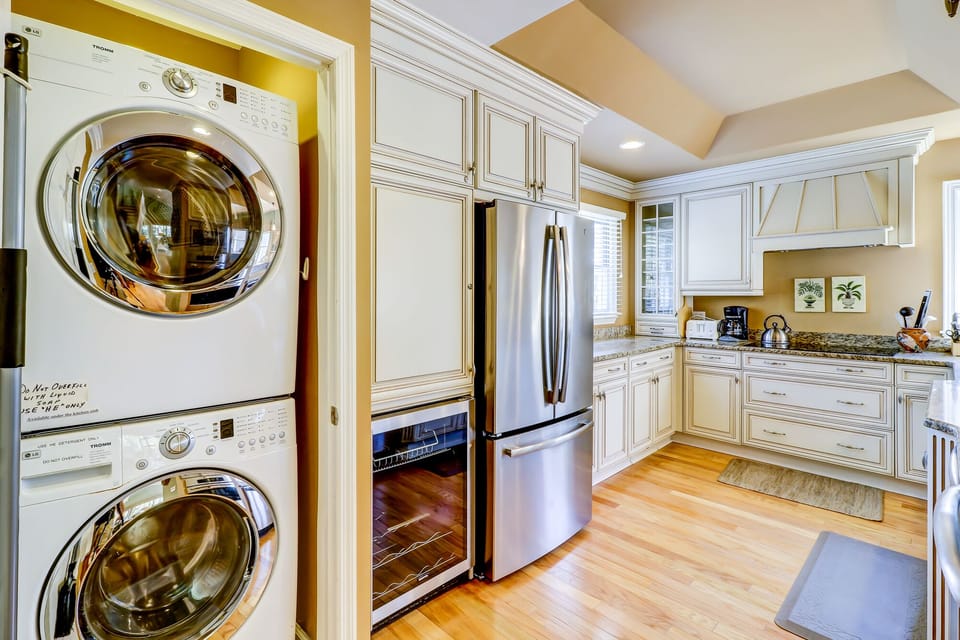 Kitchen and Laundry Area