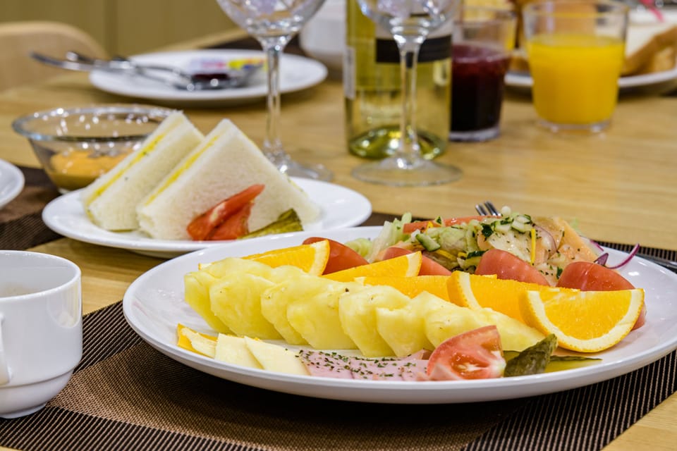 Daily buffet breakfast for a fee