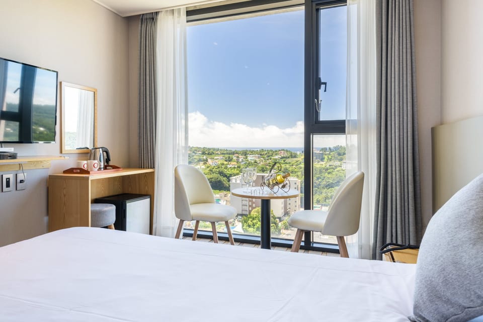 Standard Double Room | Soundproofing, free WiFi
