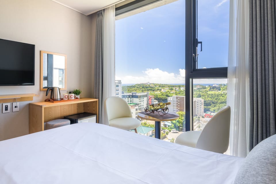 Standard Twin Room | Soundproofing, free WiFi