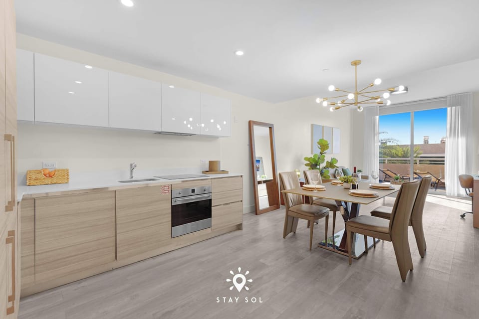 Dining room - Kitchen