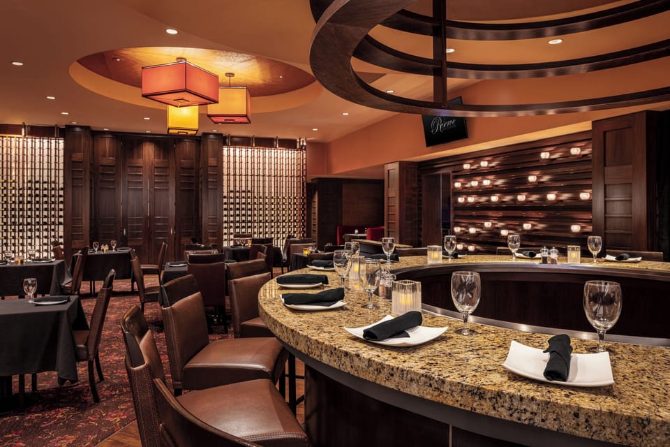 3 restaurants; breakfast, lunch, dinner, and brunch served