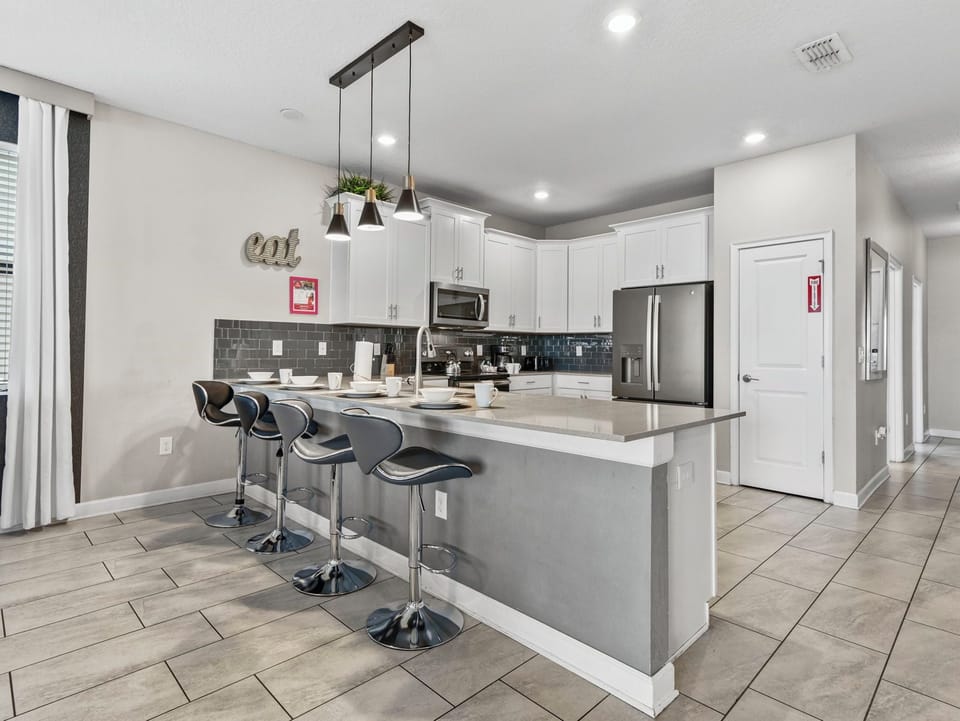 House (Multiple Bedrooms) | Property amenity