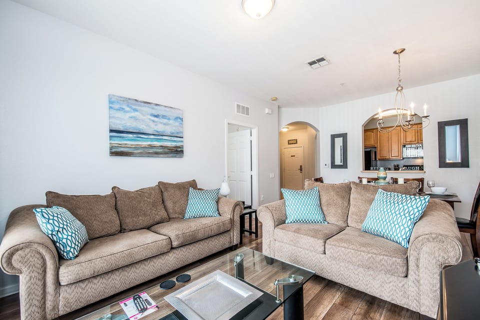 Apartment (2 Bedrooms) | Front of property