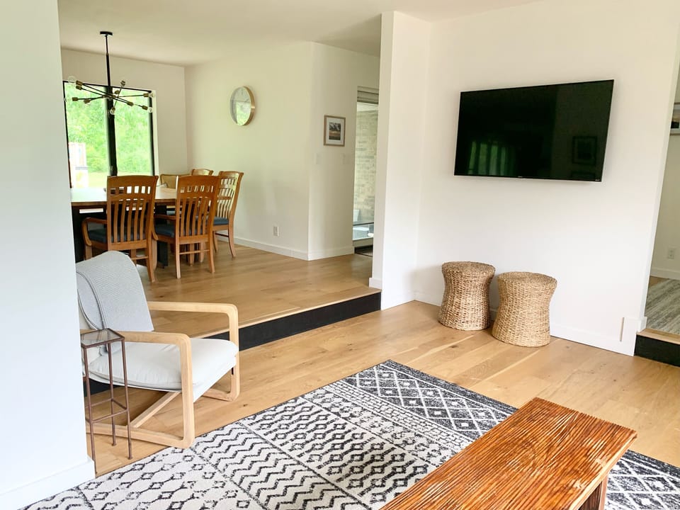 Living room is open to all as well. 