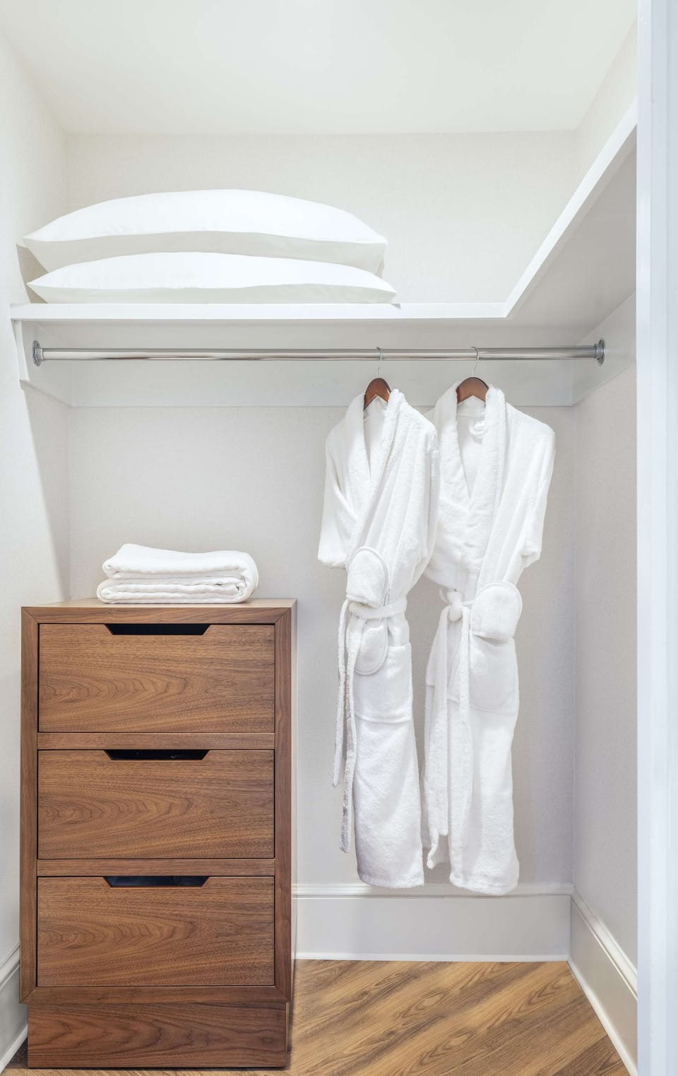 Egyptian cotton sheets, premium bedding, in-room safe, desk