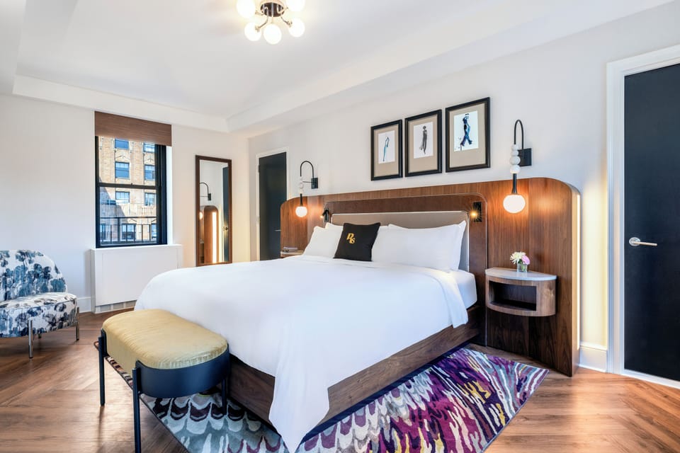 Egyptian cotton sheets, premium bedding, in-room safe, desk