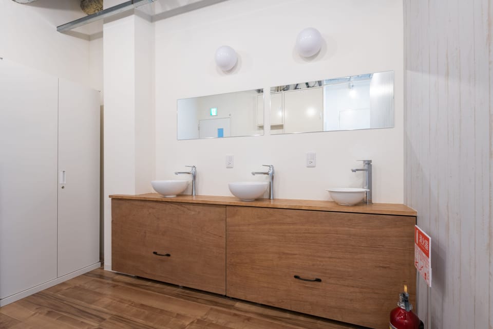 Standard Shared Dormitory | Bathroom sink