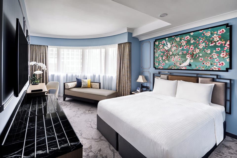 Signature Studio | Premium bedding, in-room safe, desk, laptop workspace
