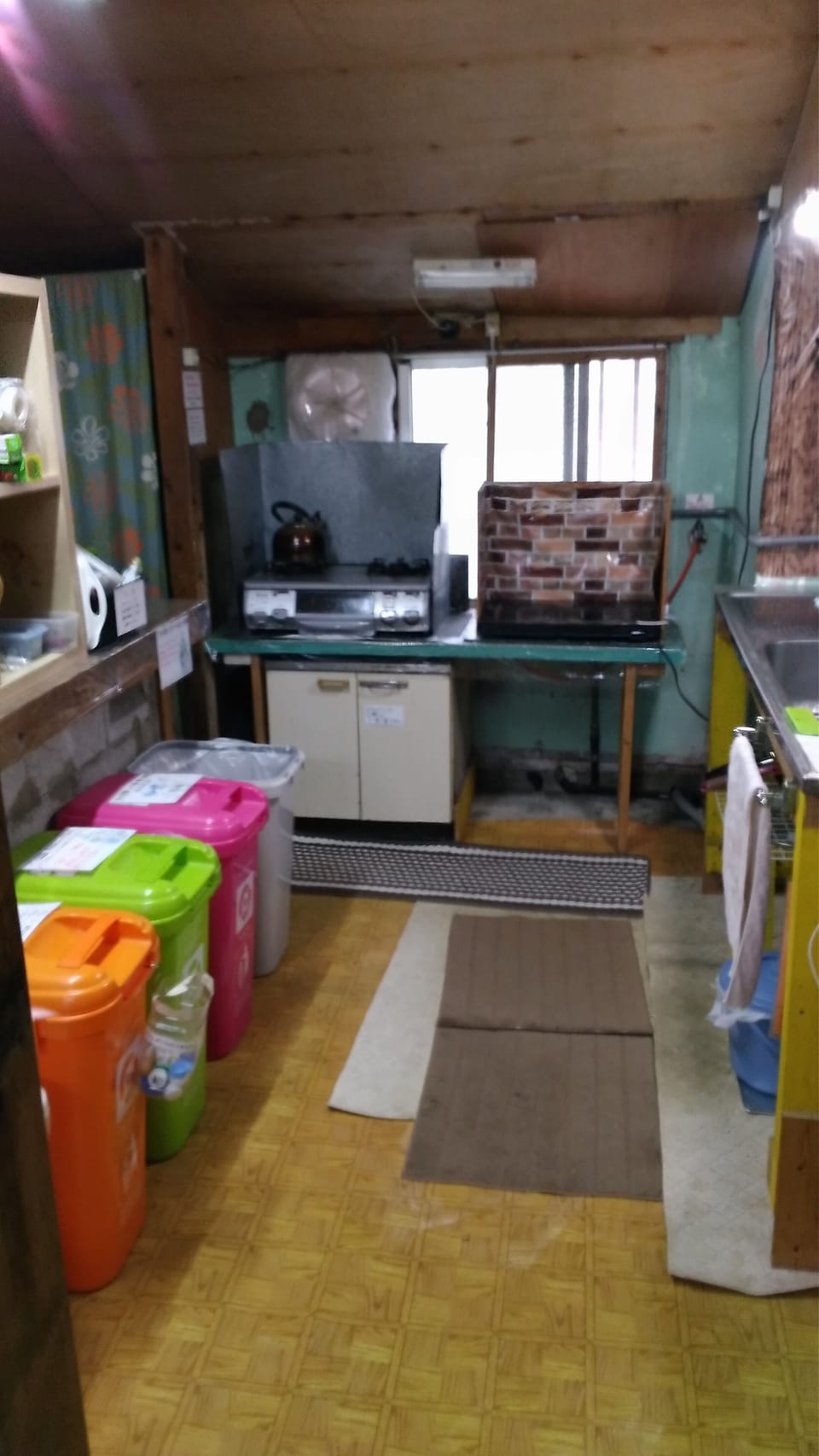 Fridge, microwave, stovetop, toaster