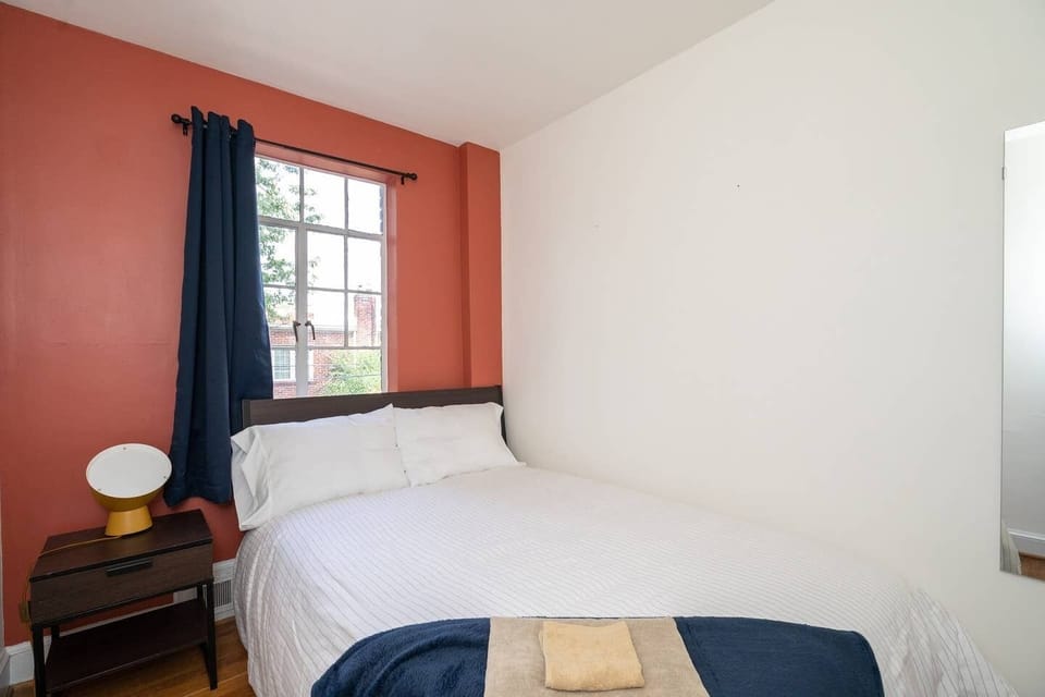 House, 4 Bedrooms | 4 bedrooms, laptop workspace, iron/ironing board, free WiFi
