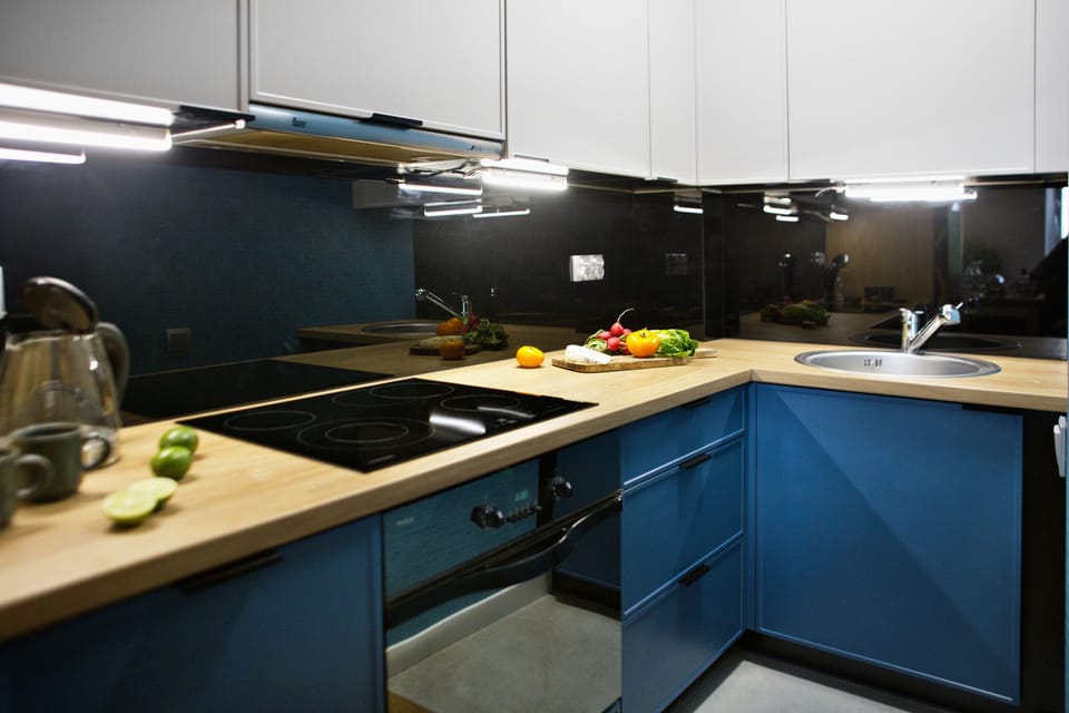 Apartment, 1 Bedroom | Private kitchen | Fridge, microwave, oven, dishwasher