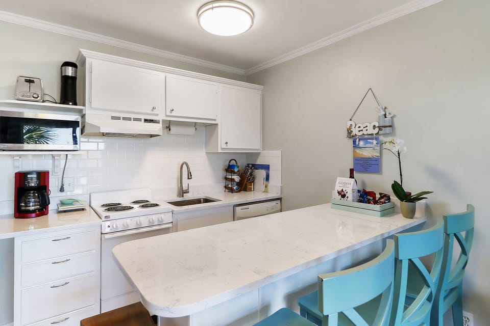 Full kitchen!