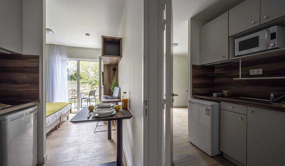 Private kitchenette