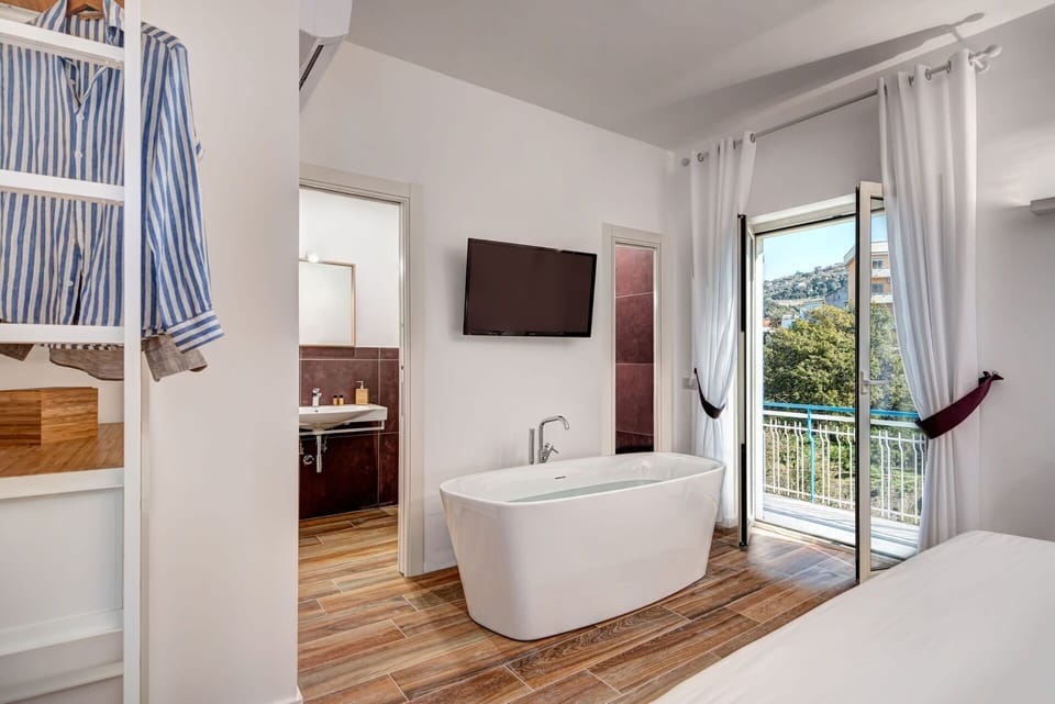 sorrento-golden-apartment-sorrento-apartment-bedroom