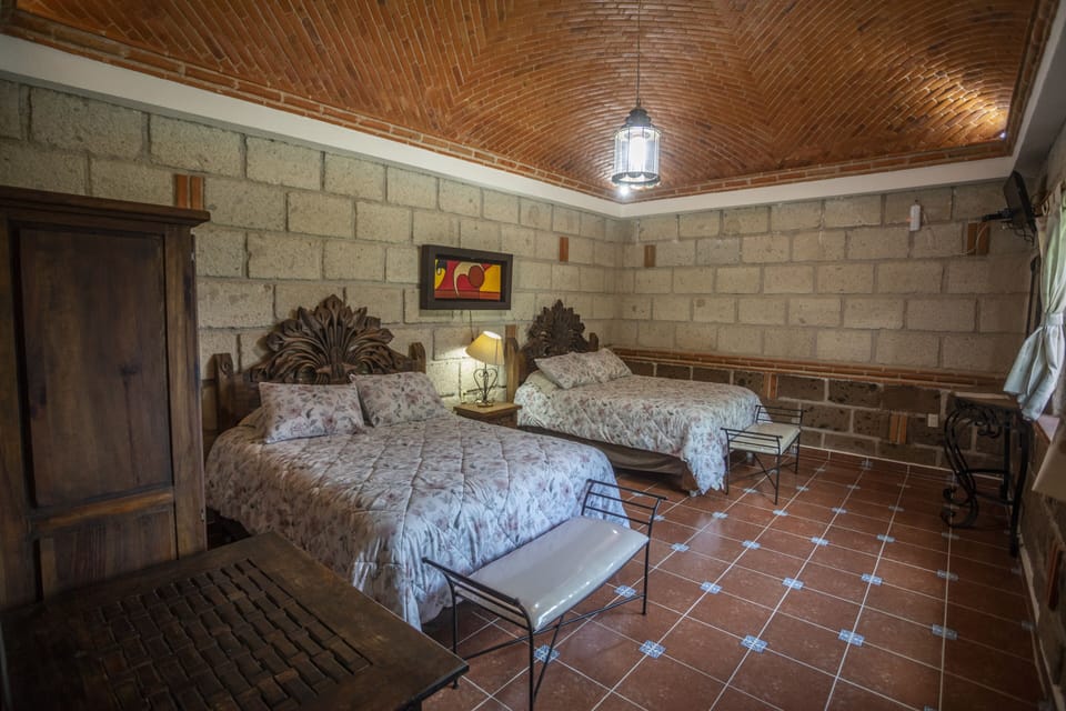 Traditional Double Room | Premium bedding, down comforters, pillowtop beds, individually decorated