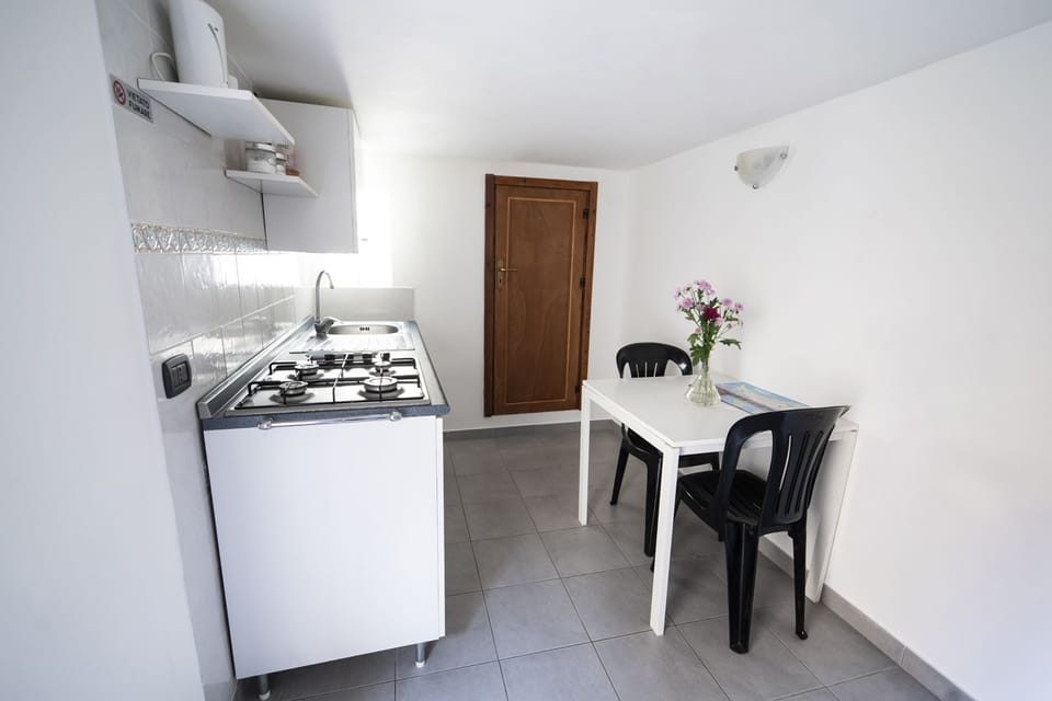Studio, Kitchen | Living room | LCD TV