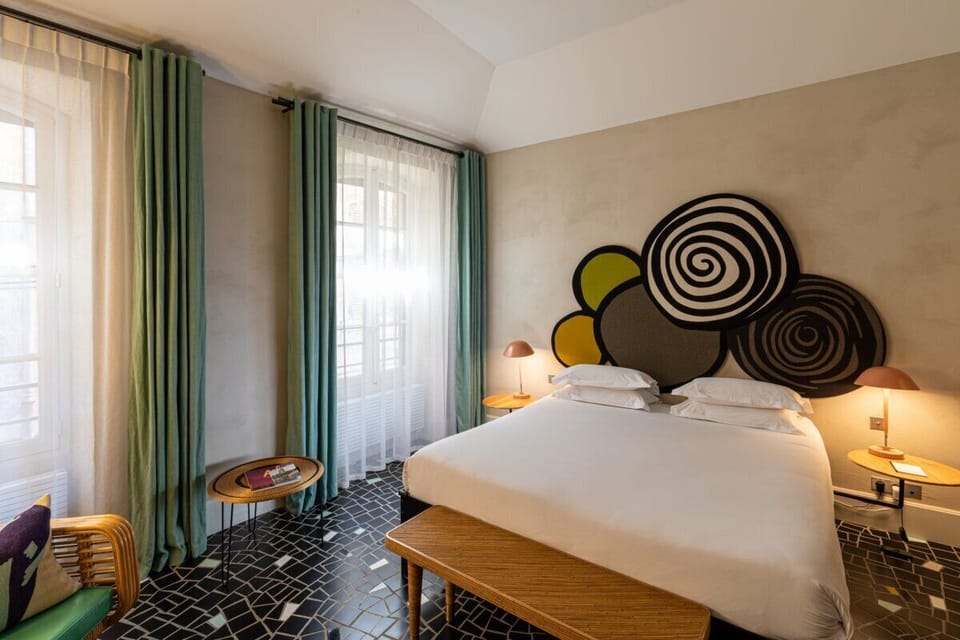Classic Room | Blackout drapes, soundproofing, WiFi (free), bed sheets