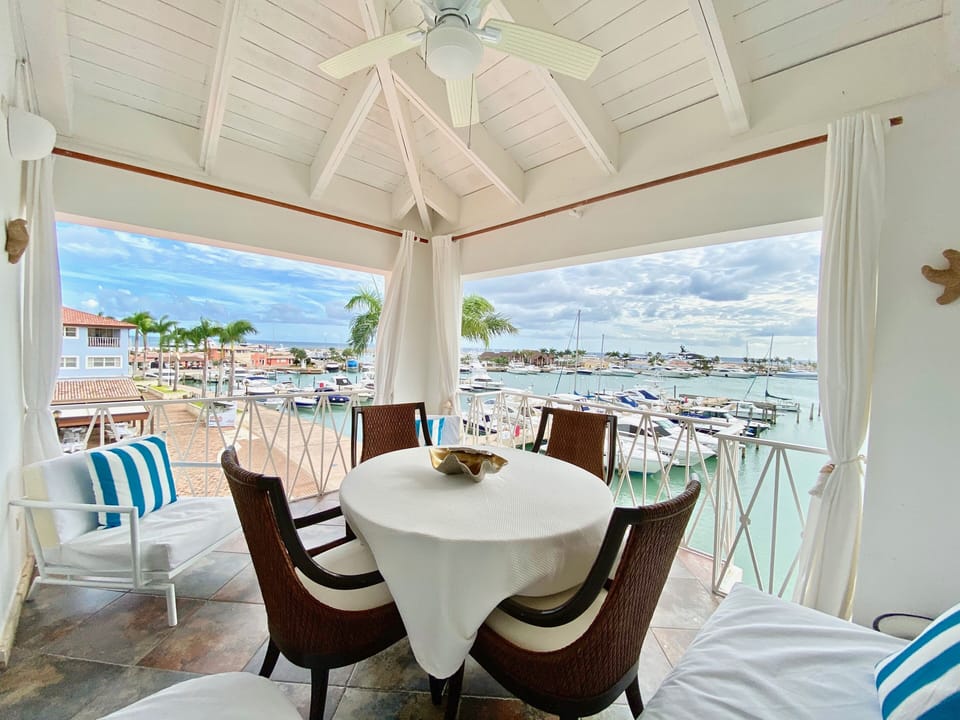 Beautiful balcony overlooking the marina and Plaza Portofino