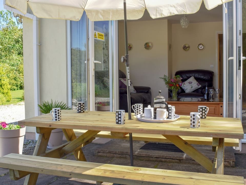 Sitting-out-area | Green Valley Retreat, Holsworthy